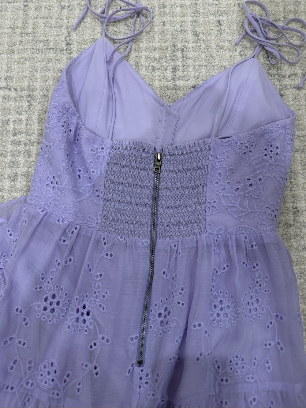 Alice + Olivia Shanti Dress - Picture 6 of 6